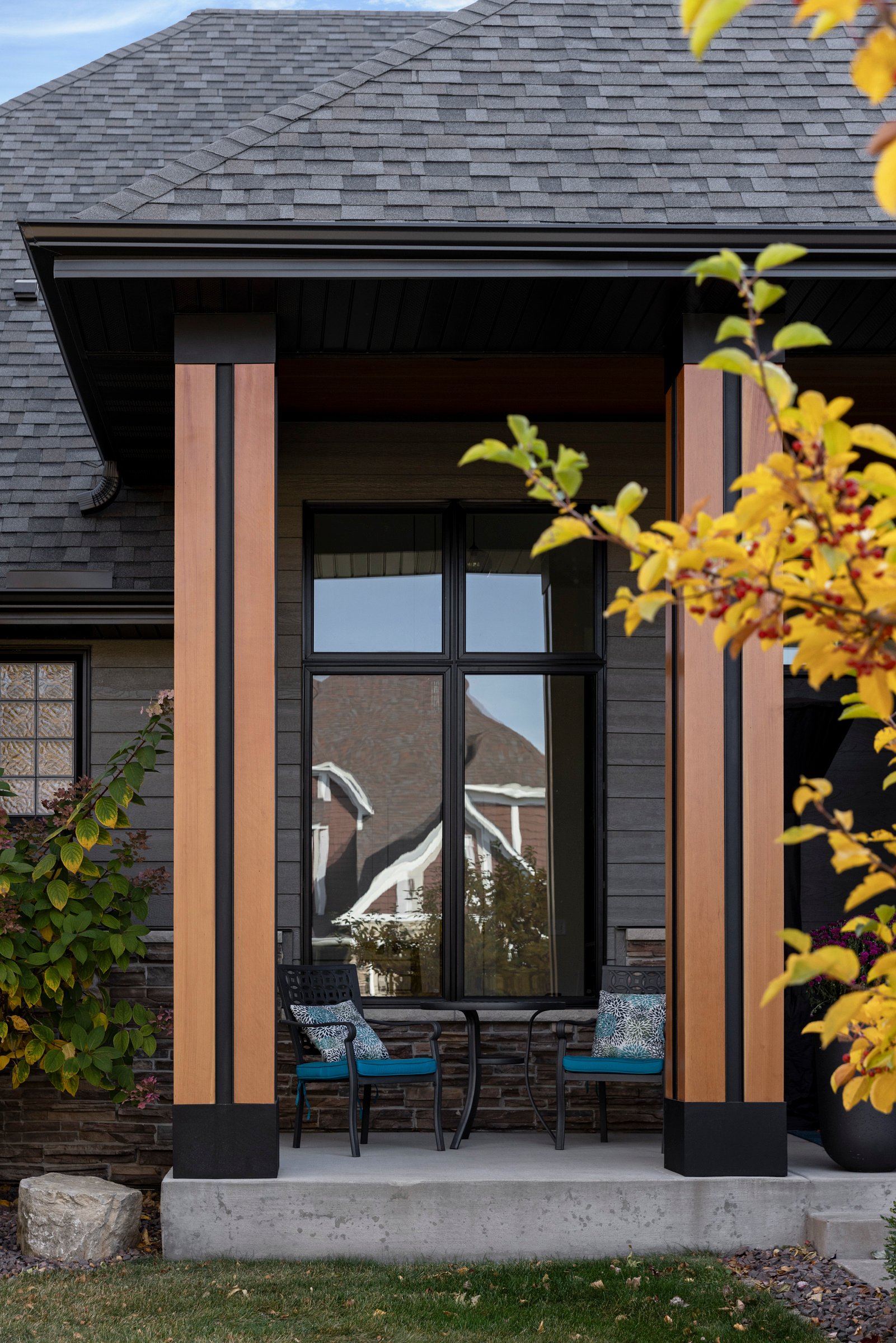 MA Peterson_Brown Cow Design_Irvine Ln_001-1