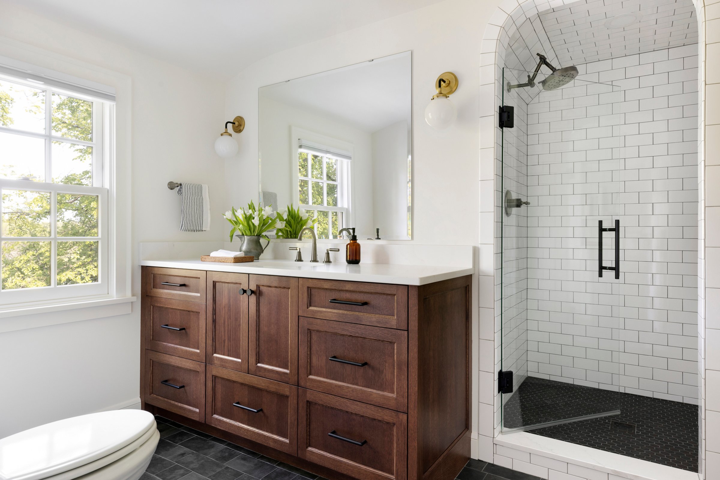 traditional style bathroom remodel in Minneapolis Minnesota